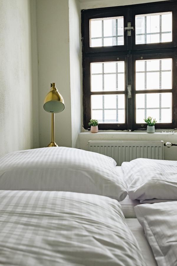 Zeitlos Boutique Hostel Bratislava Exterior photo